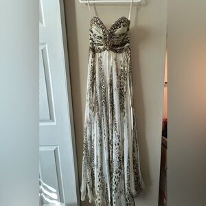 Elegant vintage coture Animal Print Strapless Gown